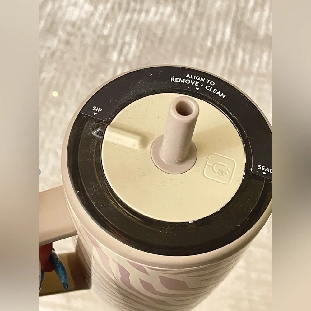 BRUMATE
ERA 40OZ ZEBRA - Picture 7 of 11